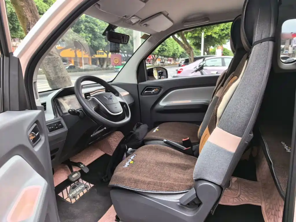Wuling MINIEV — миниатюра 15
