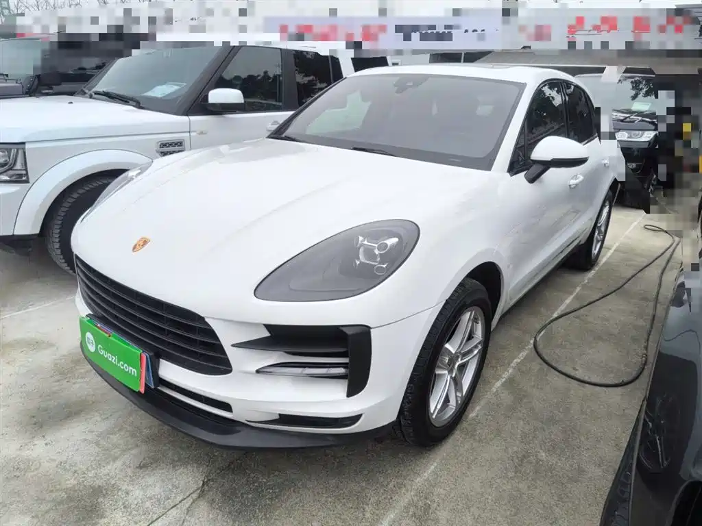 Porsche Macan 2021