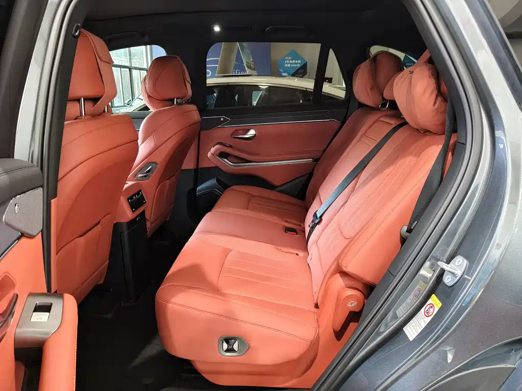 BYD Tang L — миниатюра 12
