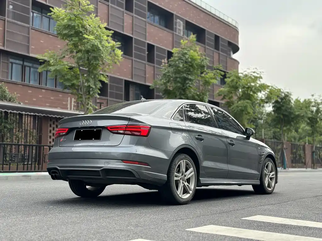 Audi A3 — миниатюра 4