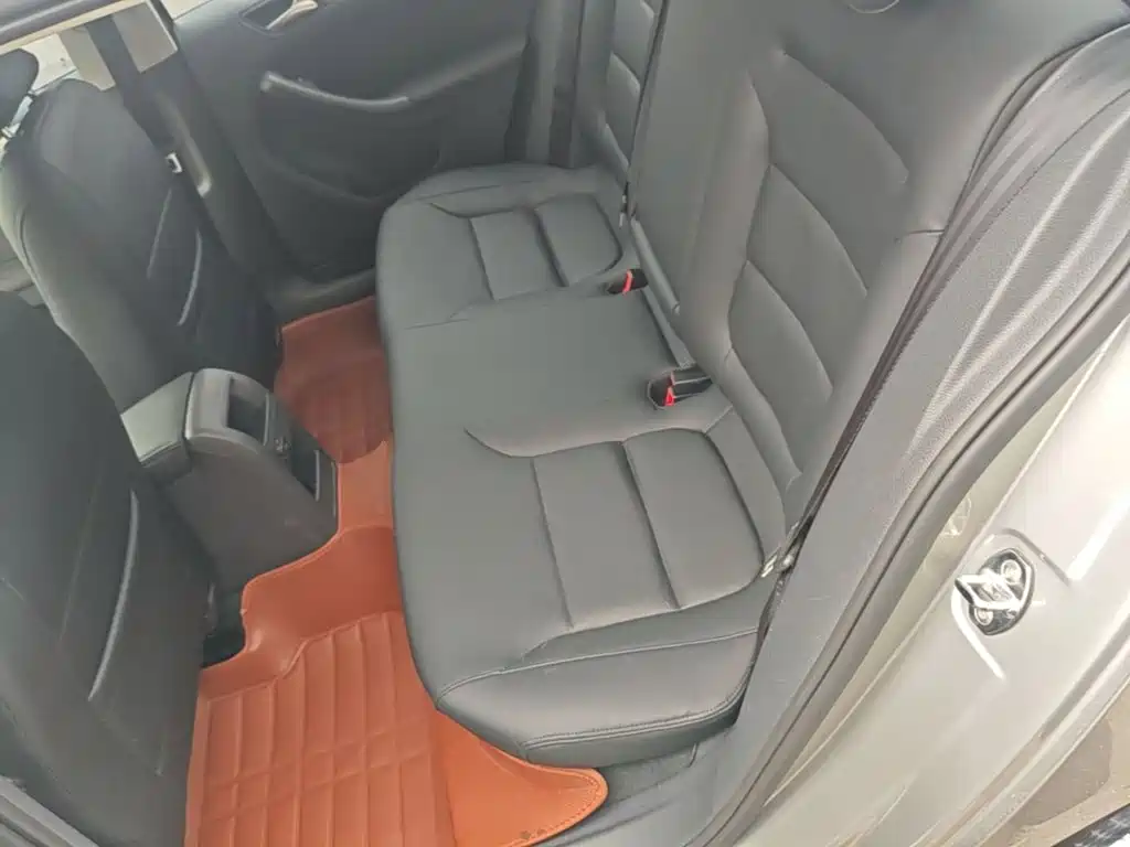 Volkswagen Sagitar — миниатюра 17