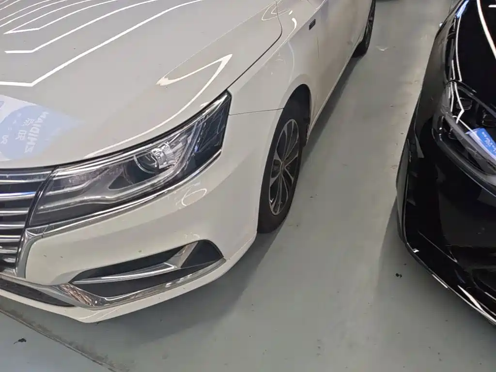 Roewe i6 New Energy — миниатюра 24