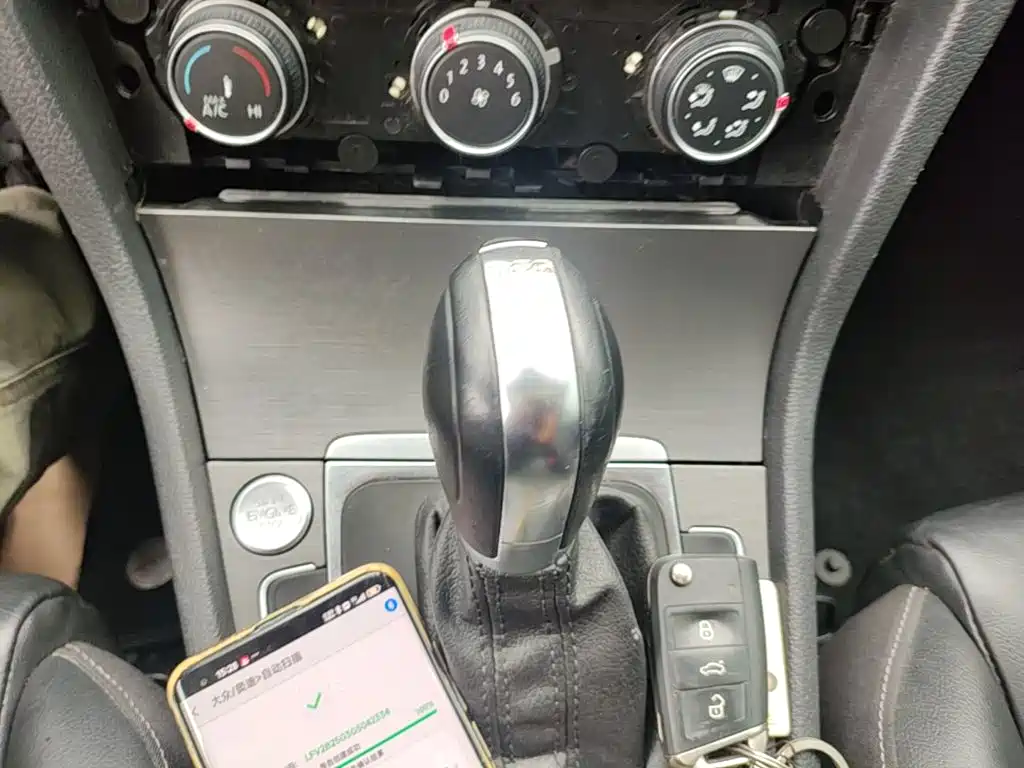 Volkswagen Golf — миниатюра 14