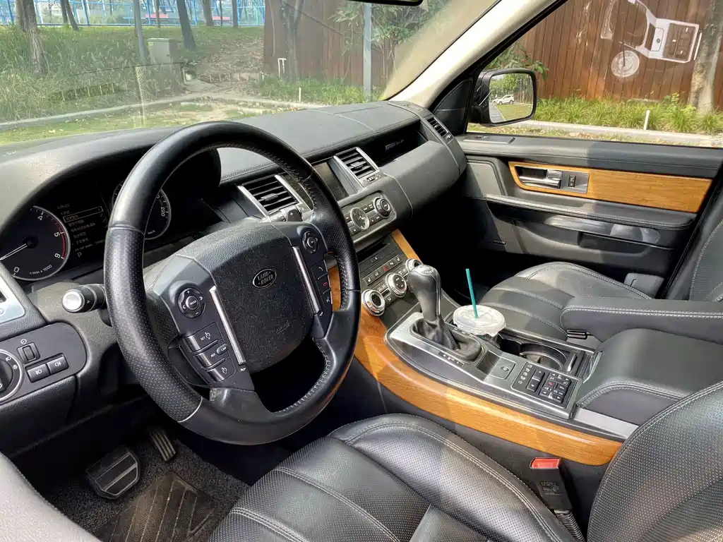 Land Rover Sport — миниатюра 12