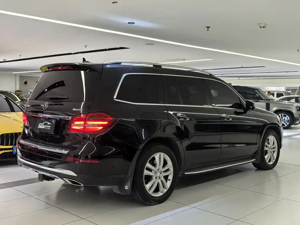 Mercedes-Benz GLS — миниатюра 14