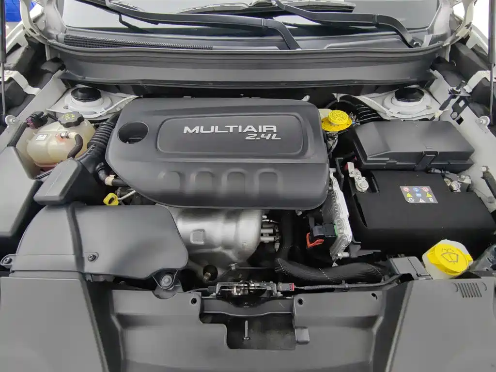 Jeep Cherokee — миниатюра 6