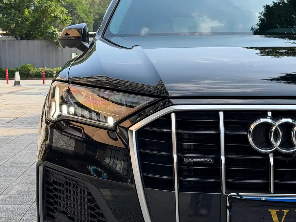 Audi Q7 — миниатюра 4