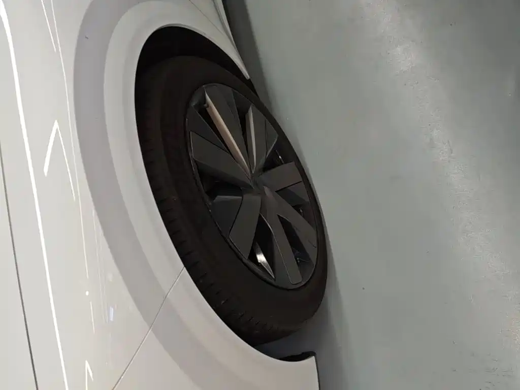 Li Auto Li i8 — миниатюра 23