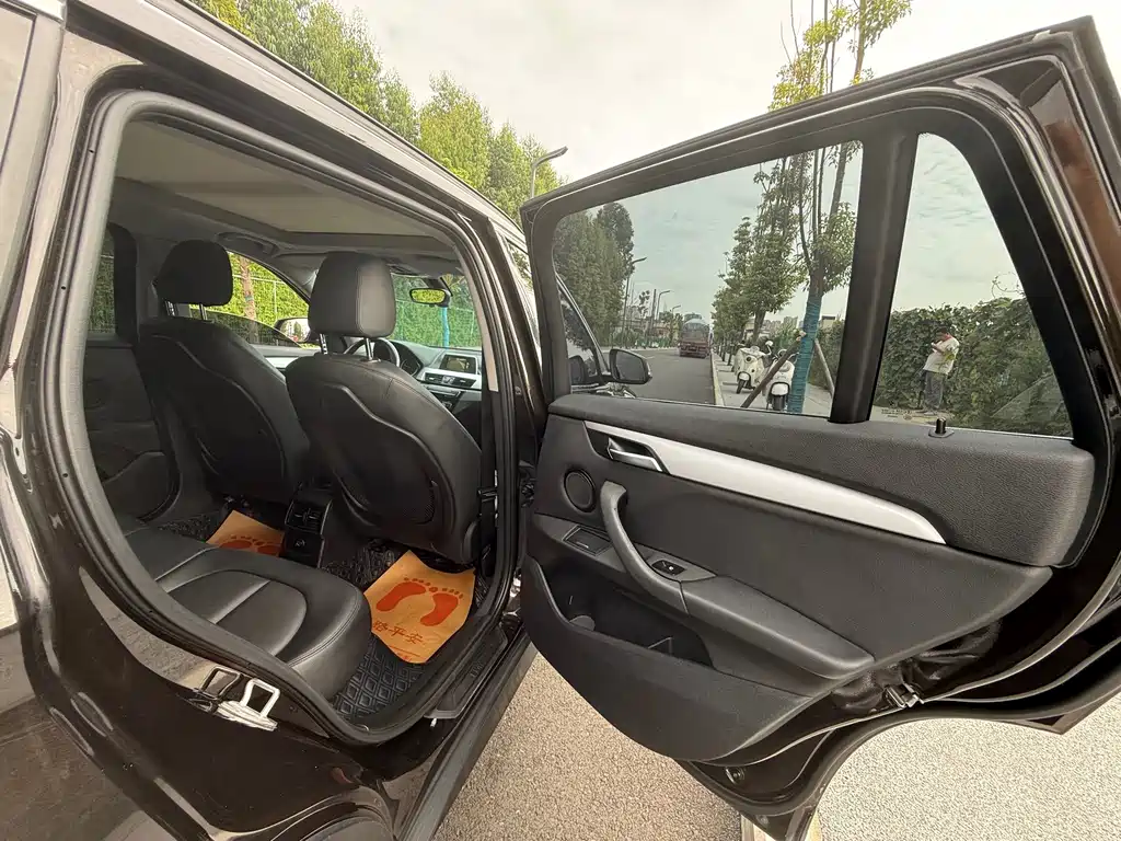BMW X1 — миниатюра 22
