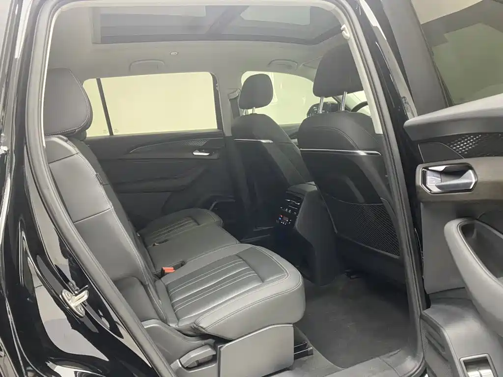 Audi Q6 — миниатюра 24