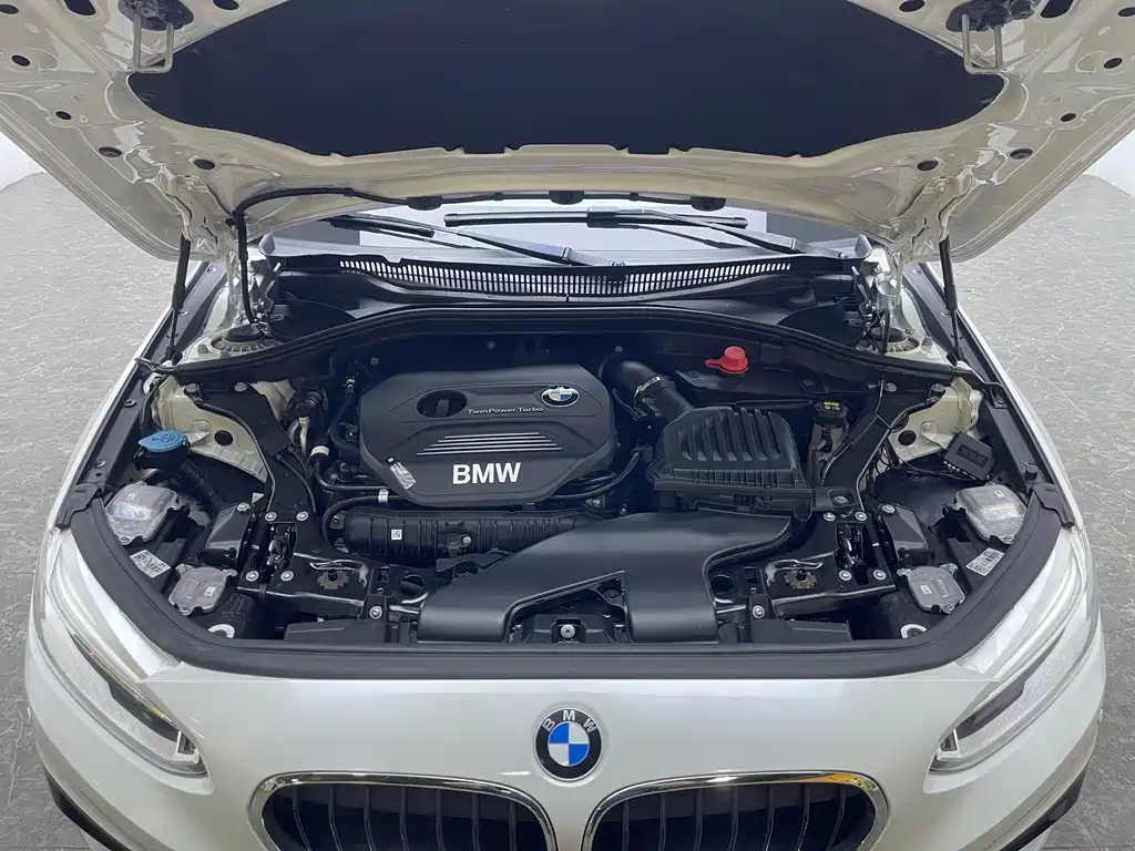 BMW 1 Series — миниатюра 17