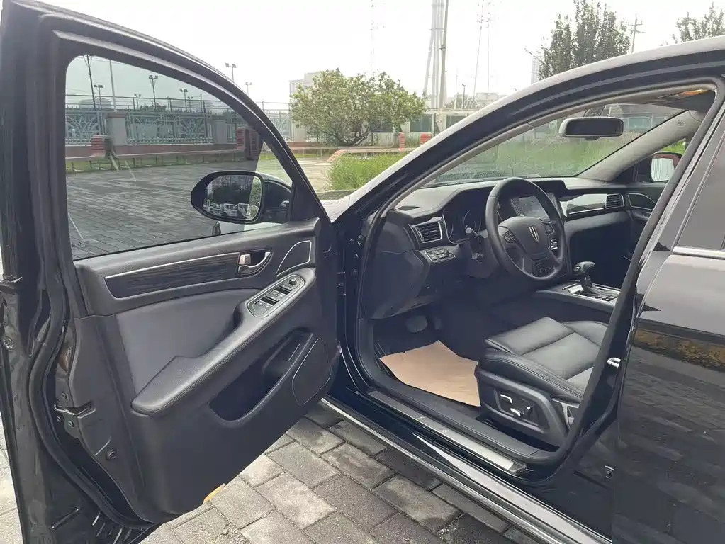 Hongqi H7 1.8T Comfort Edition, фото 12