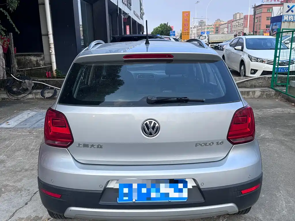 Volkswagen Polo — миниатюра 8