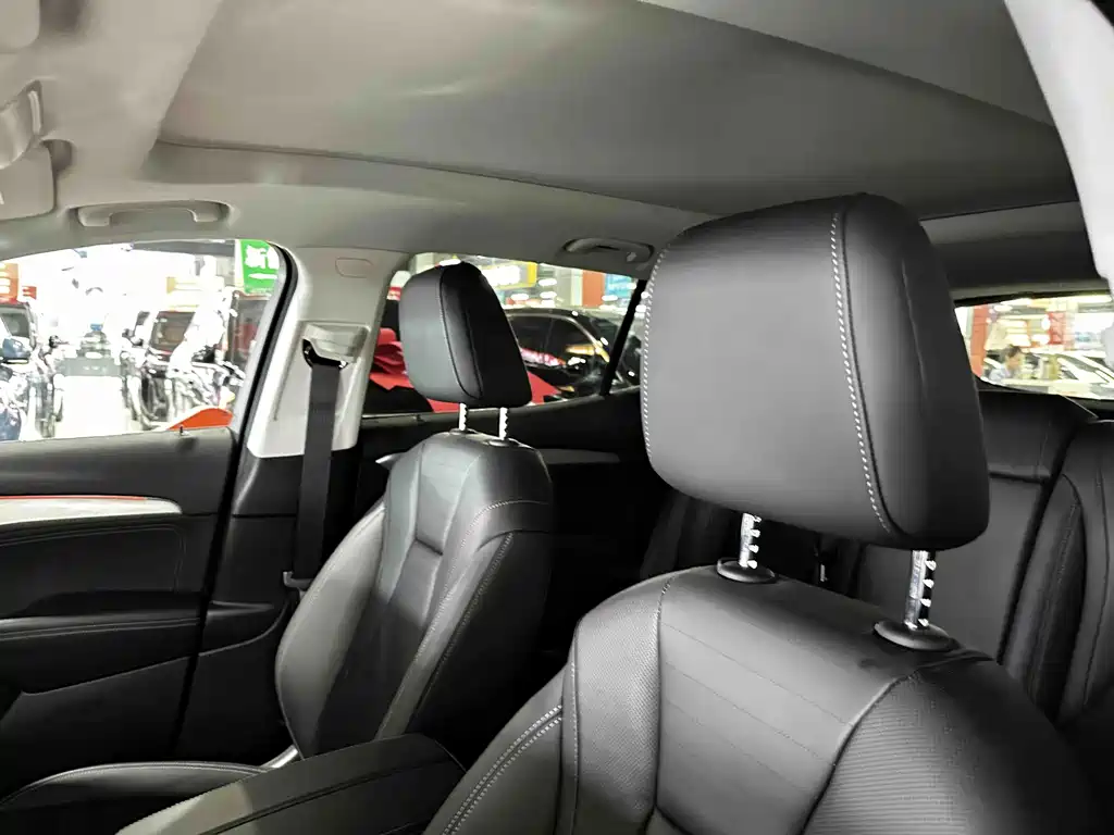 Buick Envision S — миниатюра 6