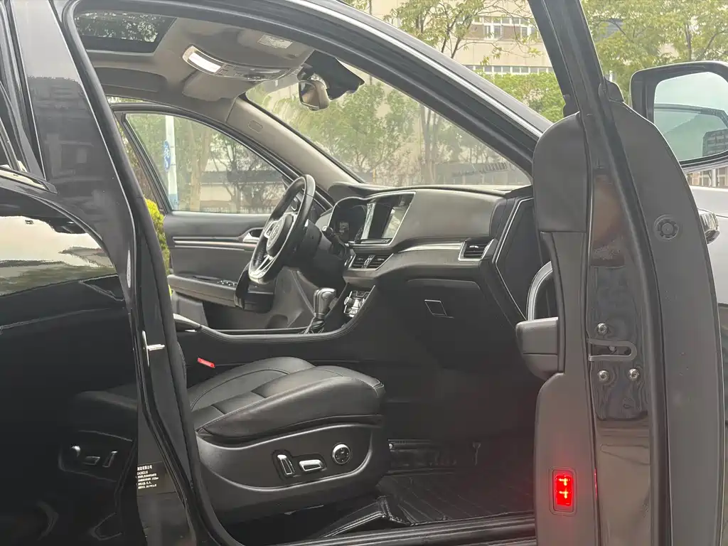 Zotye T600 Coupe — миниатюра 12