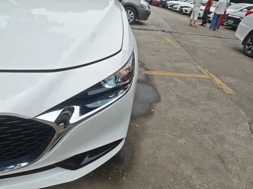 Mazda 3 Axela — миниатюра 24