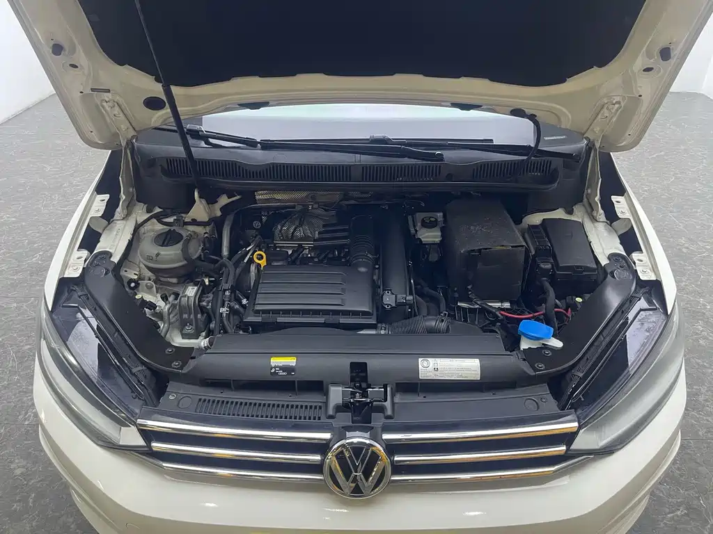 Volkswagen Touran — миниатюра 17