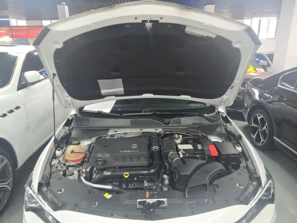 Buick Verano — миниатюра 20