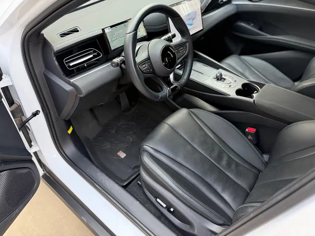 BYD SEAL 06 NEW ENERGY