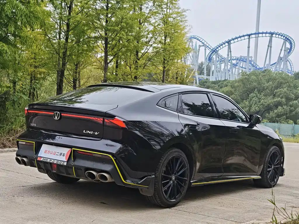 Changan UNI-V — миниатюра 4