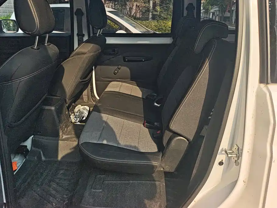 Wuling Hongguang PLUS — миниатюра 11