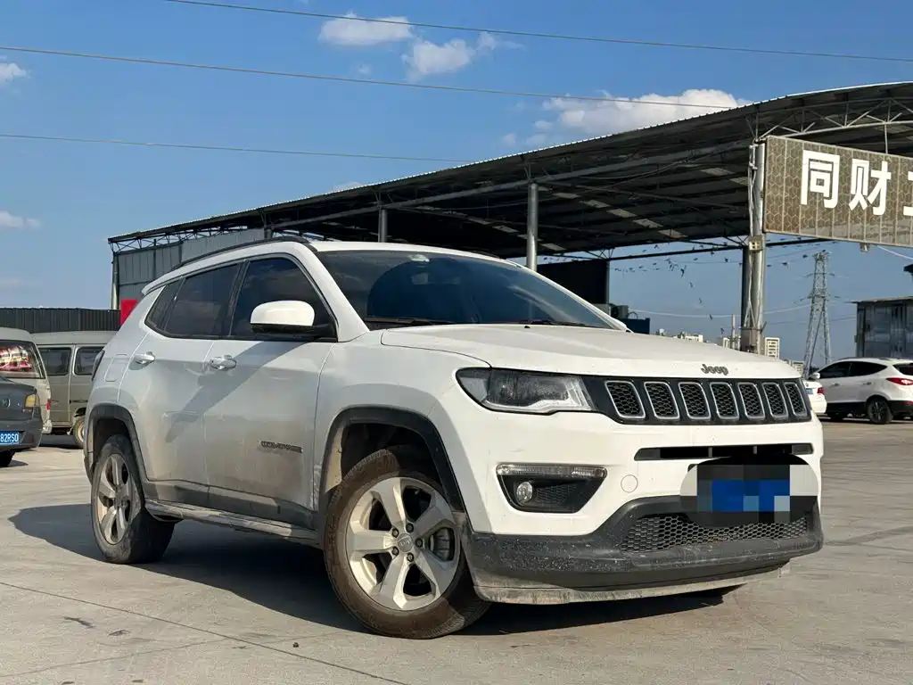 Jeep Compass — миниатюра 3