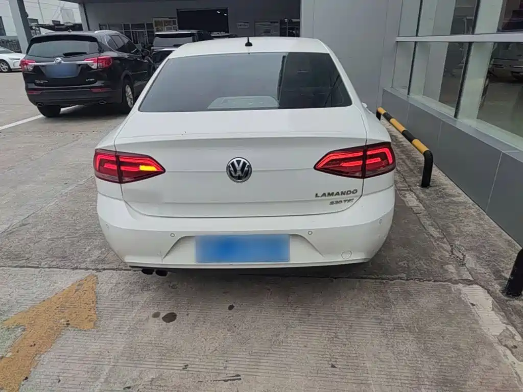 Volkswagen Lamando — миниатюра 6