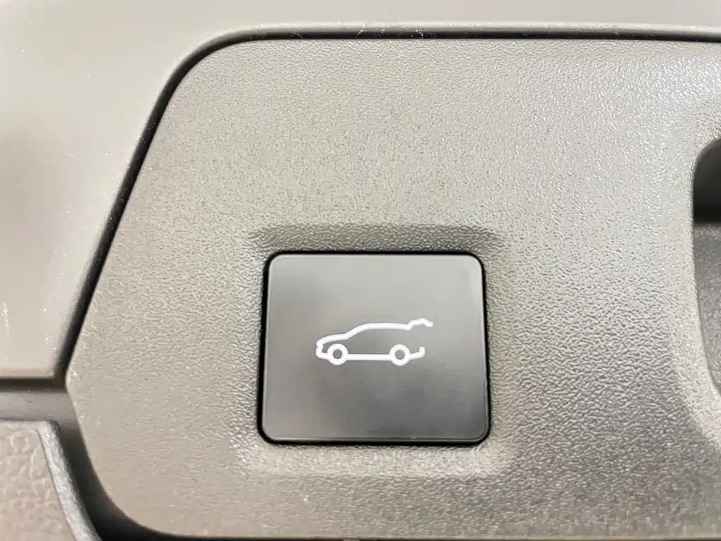 NIO ES8 — миниатюра 18