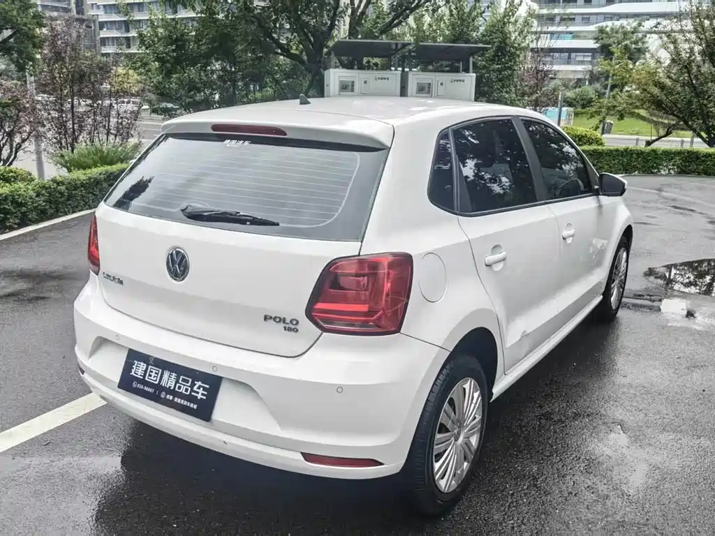 Volkswagen Polo — миниатюра 12