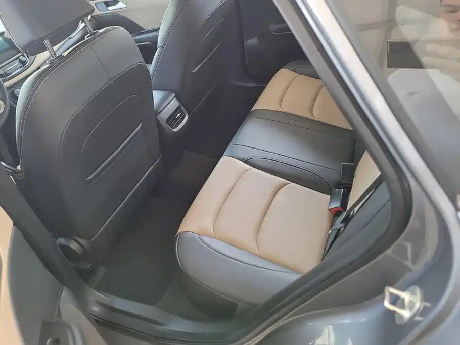 Chevrolet Monza — миниатюра 11