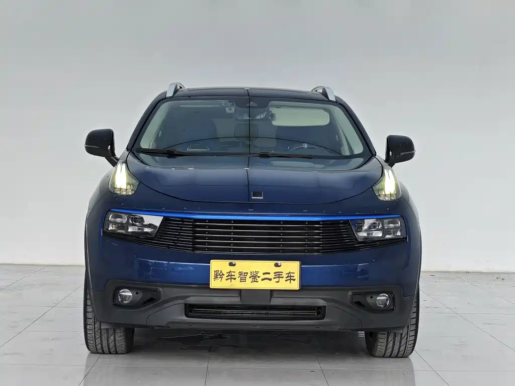 Lynk & Co 01 — миниатюра 2
