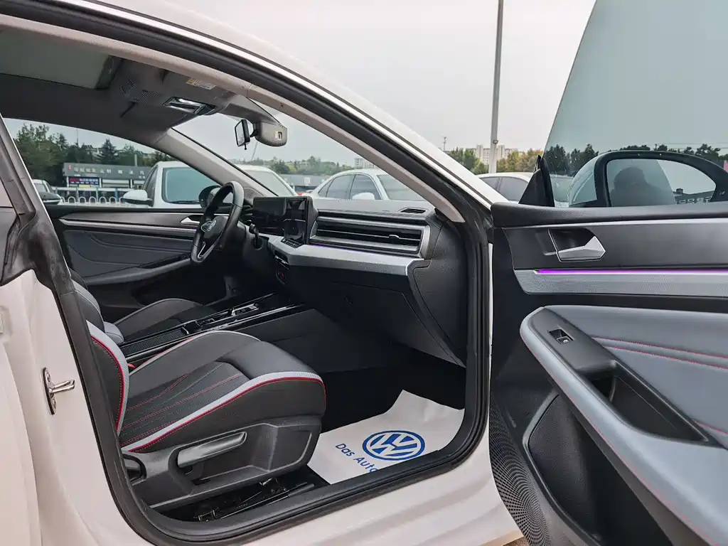Volkswagen Lamando — миниатюра 7