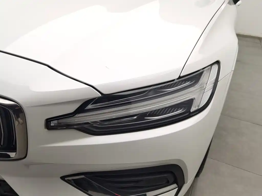 Volvo S60 — миниатюра 7