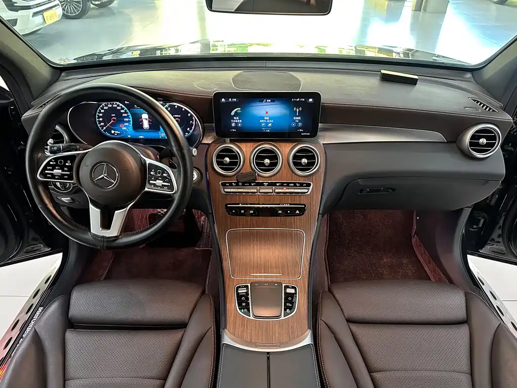 Mercedes-Benz GLC 2021 GLC 300 L 4MATIC