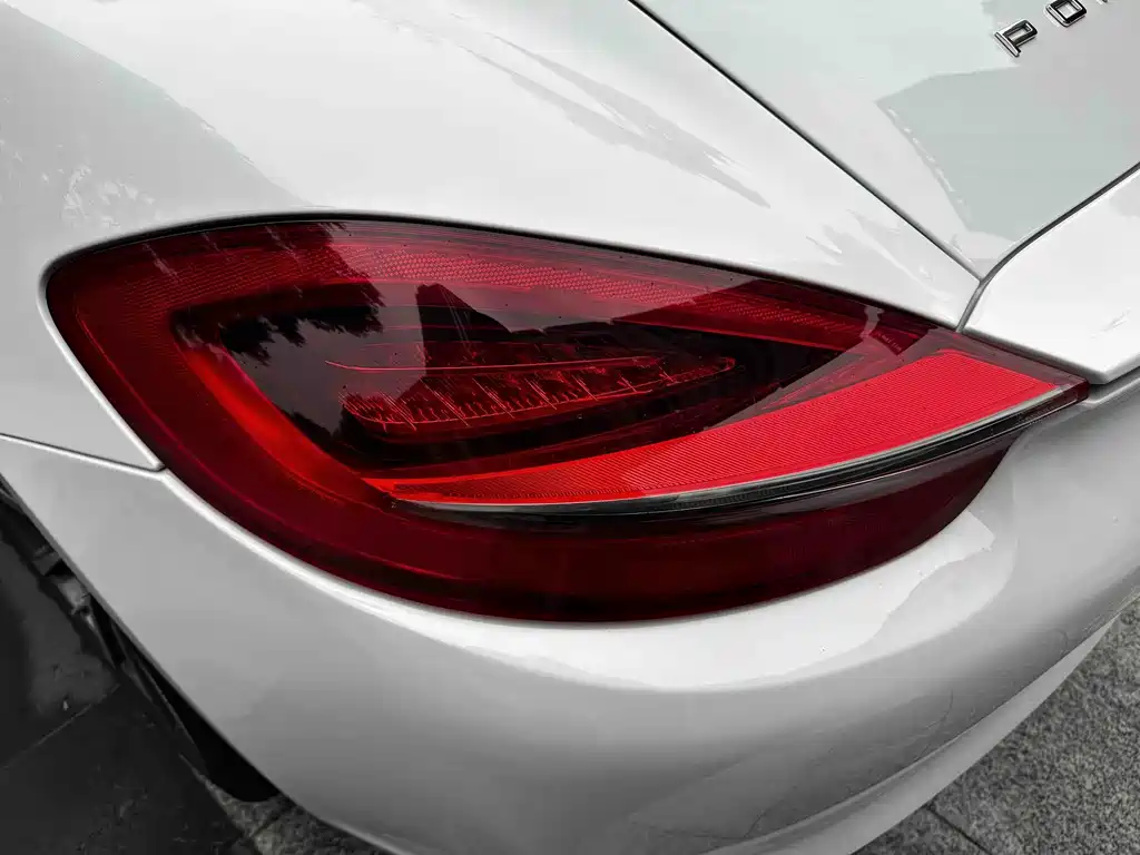 Porsche Cayman — миниатюра 10