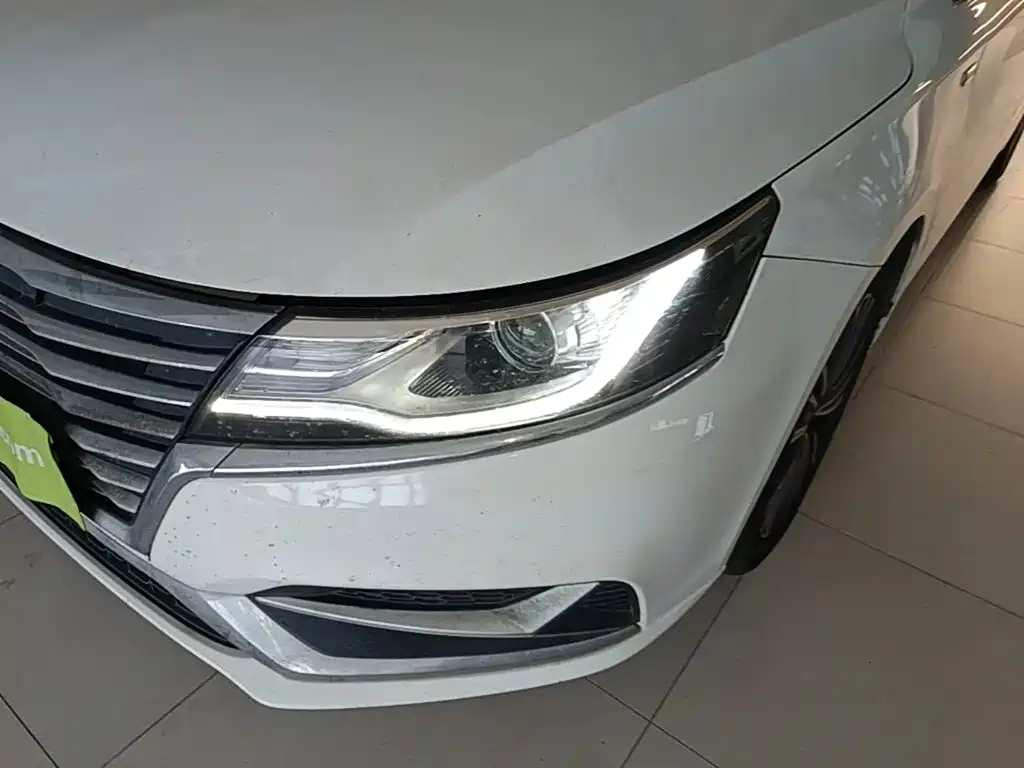 Roewe i6 Classic — миниатюра 24