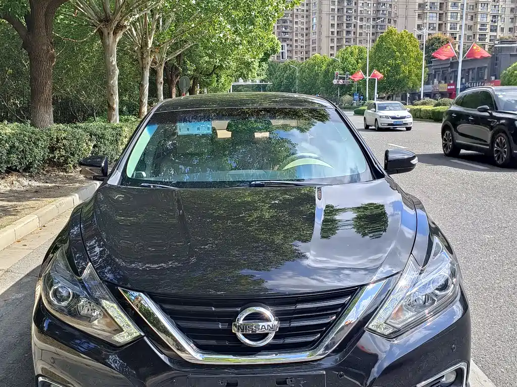 NISSAN TEANA