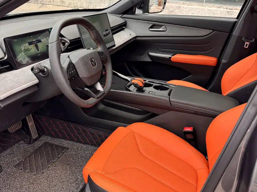 Changan UNI-V — миниатюра 5