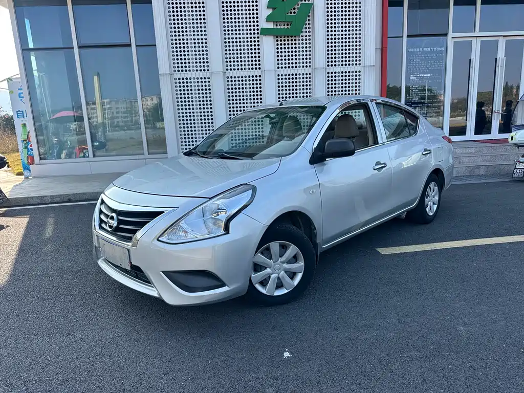 Nissan Sunny 2017