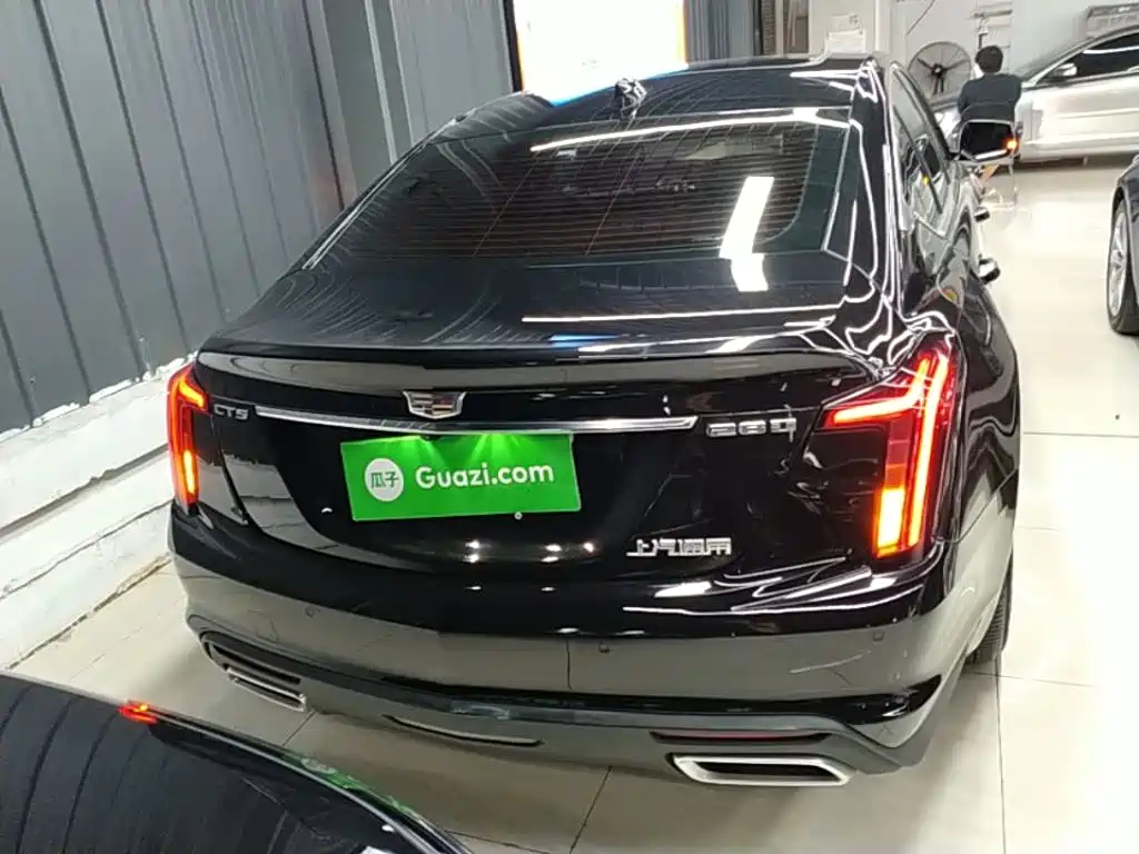 Cadillac CT5 — миниатюра 6