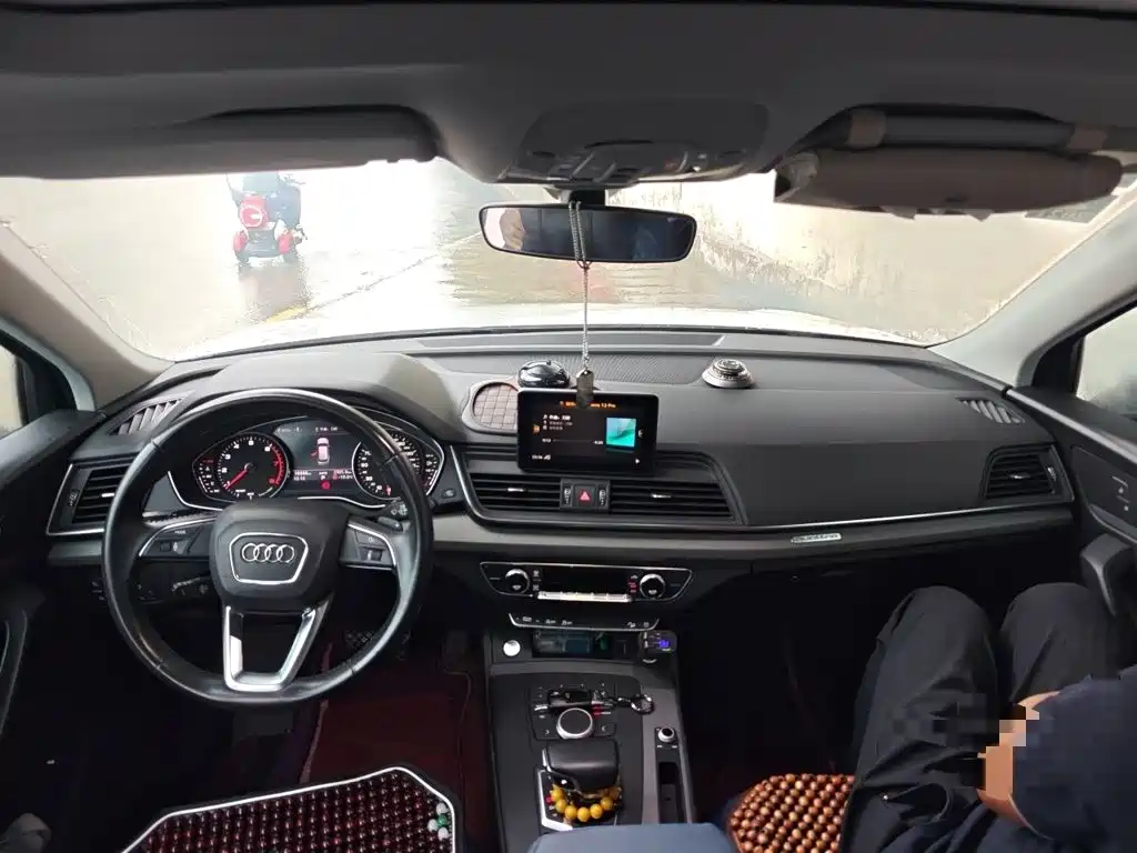 Audi Q5L — миниатюра 13