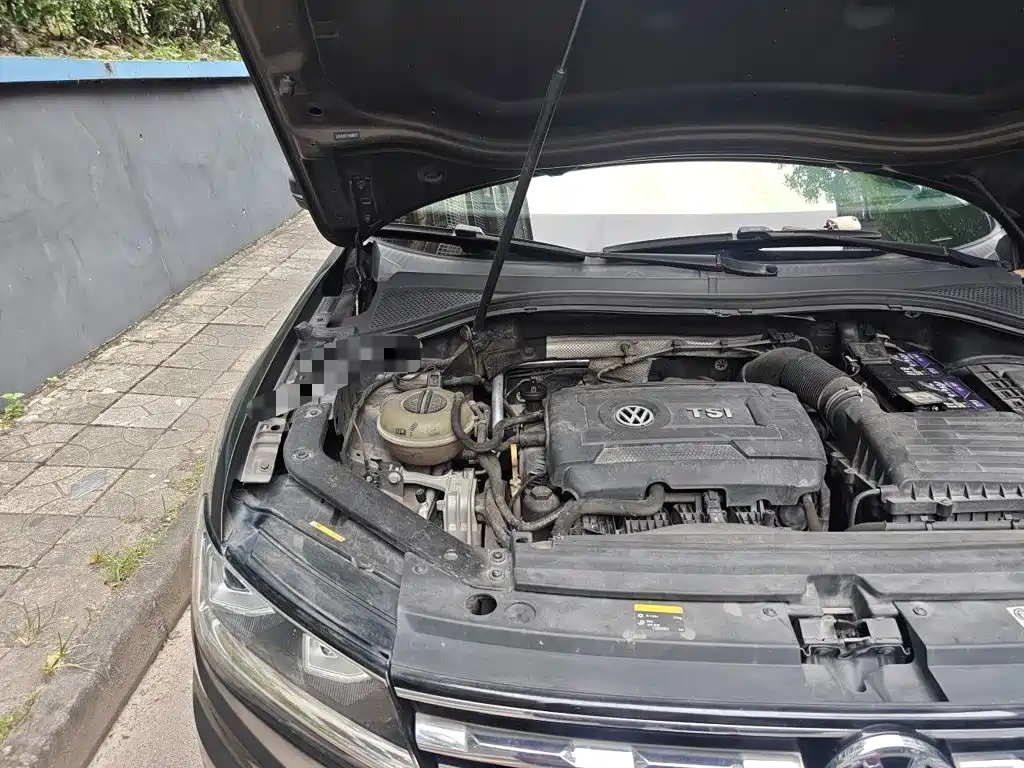 Volkswagen Tiguan L — миниатюра 19