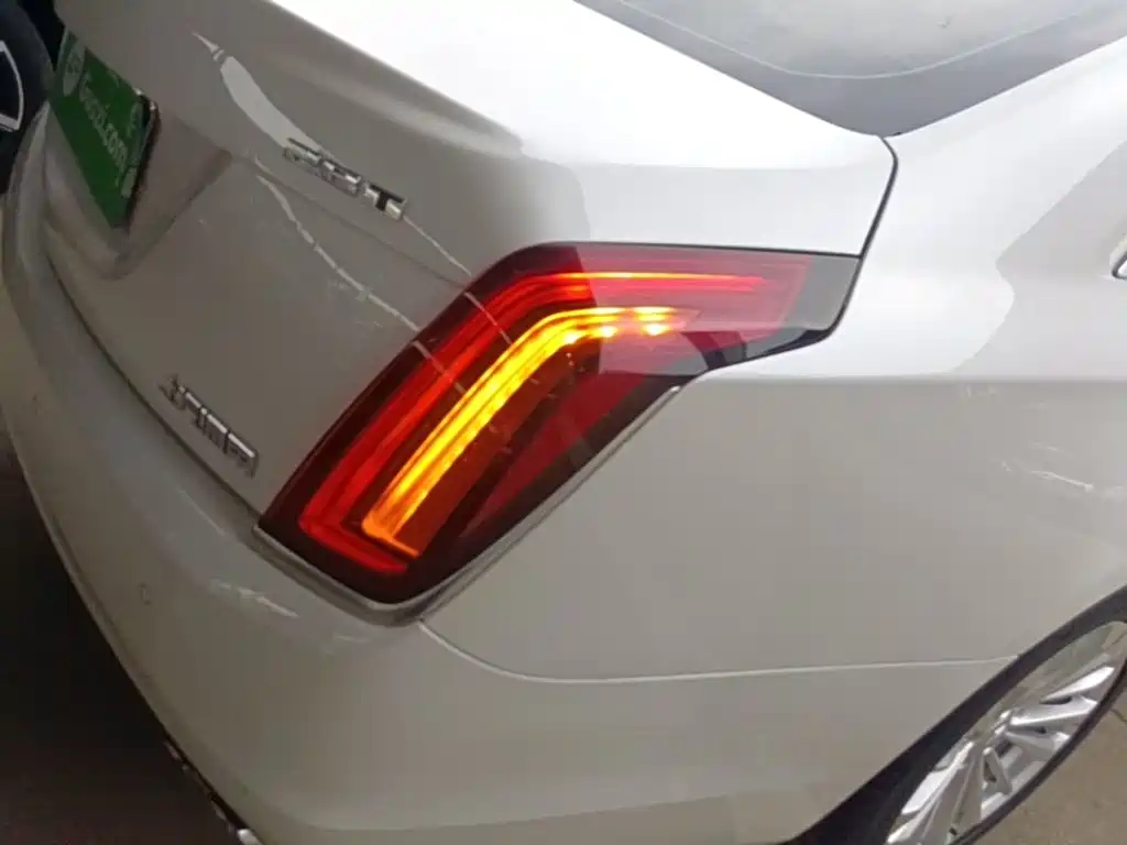 Cadillac CT6 — миниатюра 8
