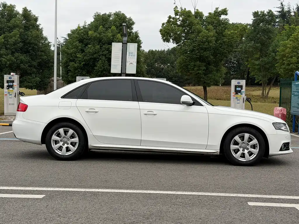 Audi A4L — миниатюра 6