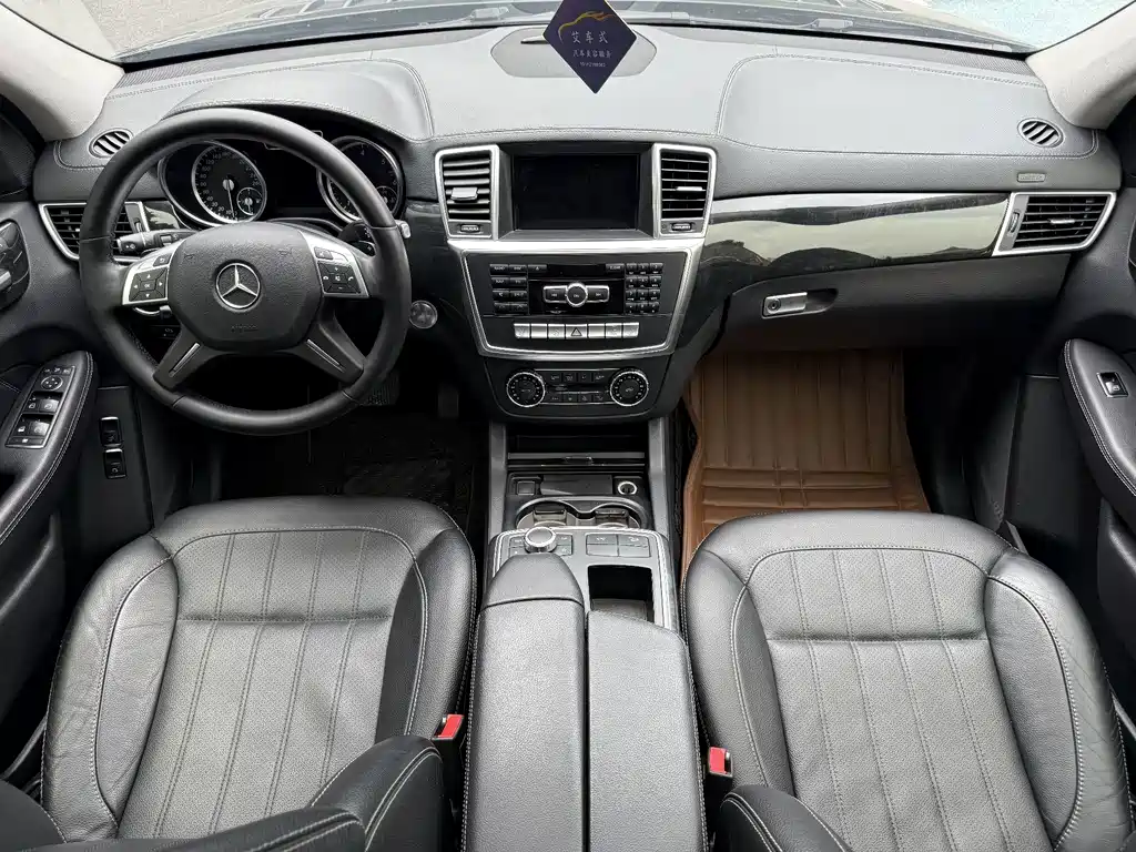 Mercedes-Benz GL-Class — миниатюра 6