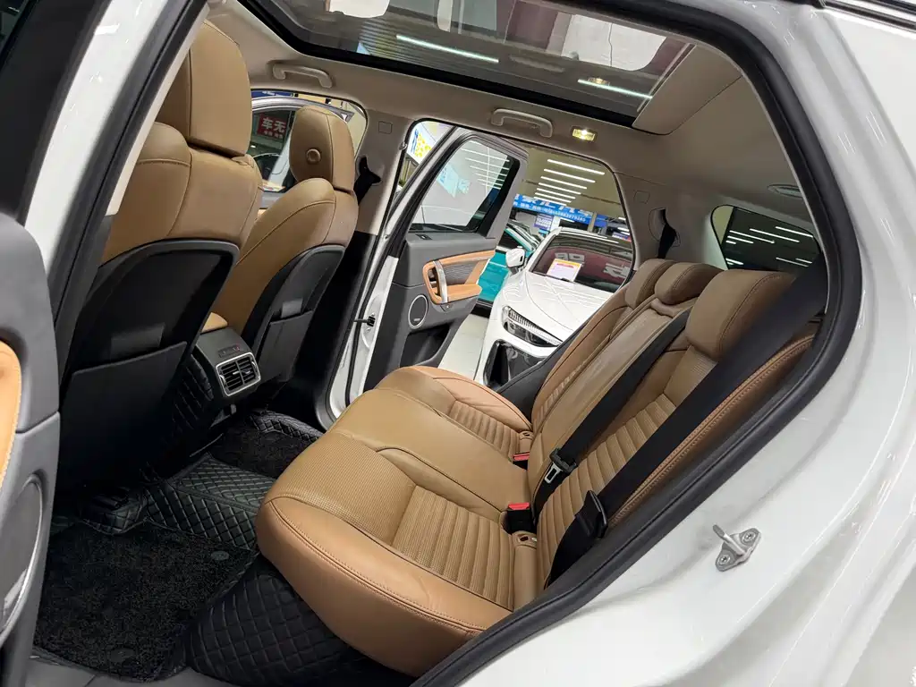 Land Rover Discovery Sport — миниатюра 14