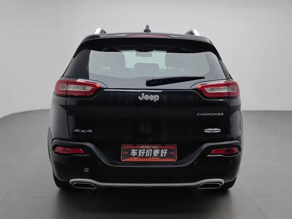 Jeep Cherokee — миниатюра 4