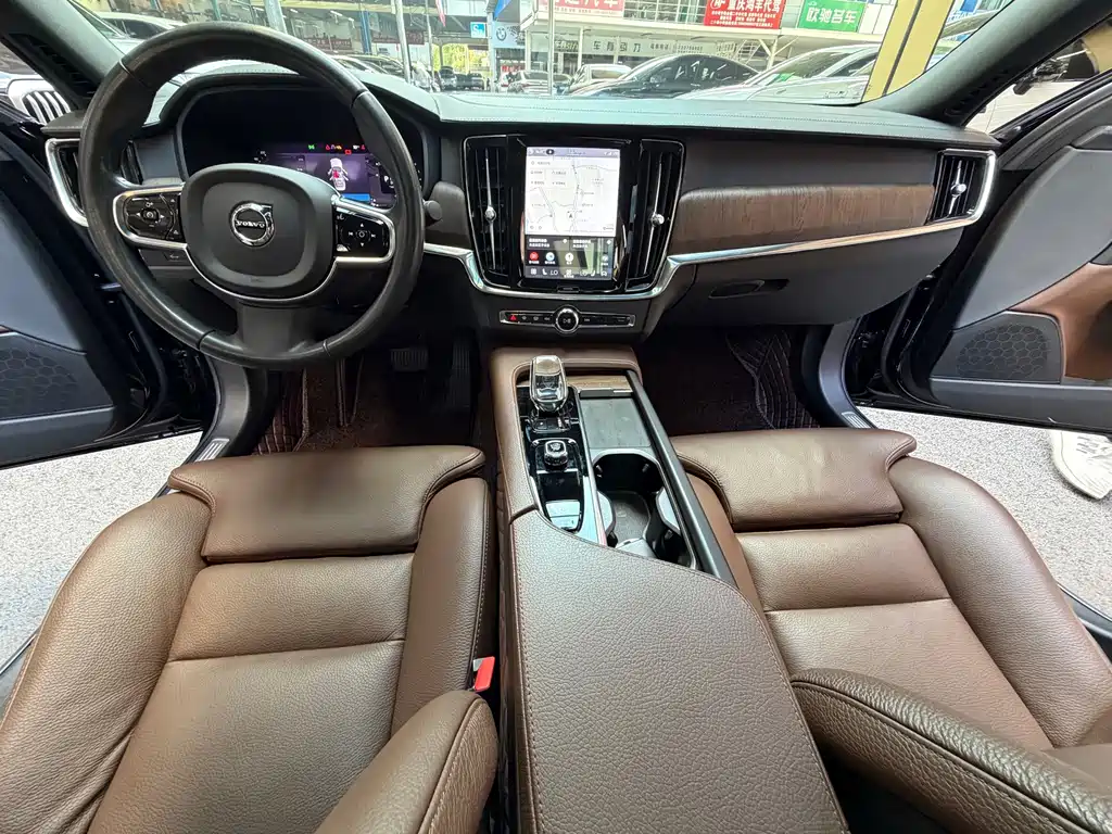 Volvo S90 — миниатюра 21