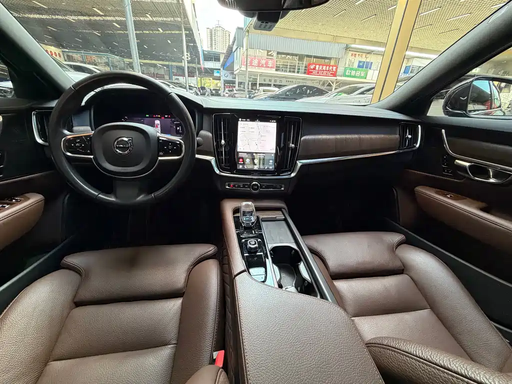 Volvo S90 — миниатюра 28