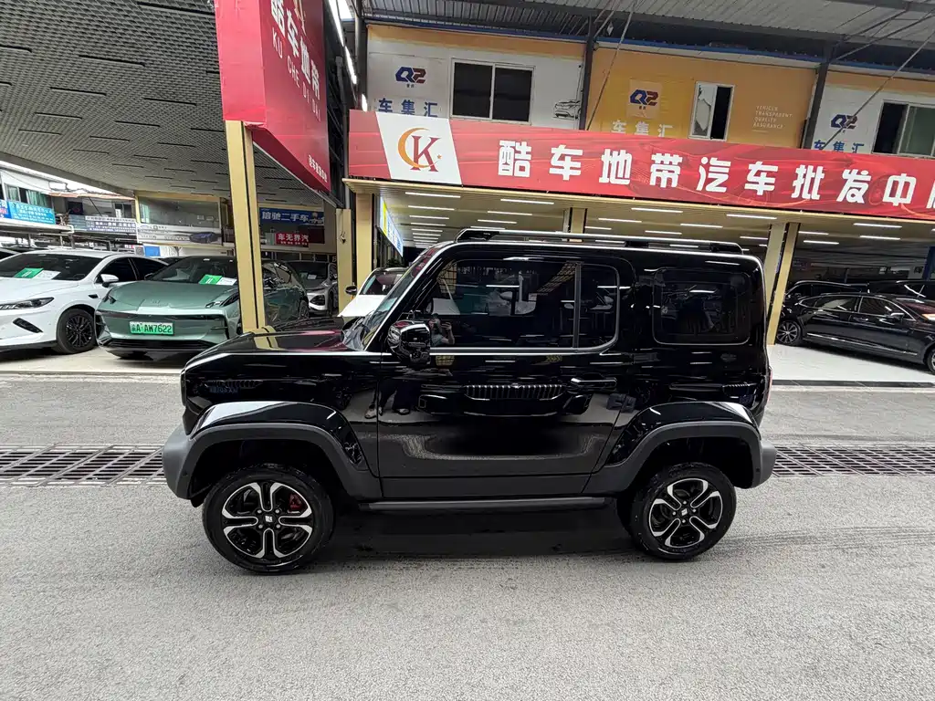 Baojun Yueye — миниатюра 2